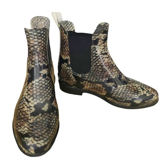 Lauren Ralph Lauren Tally Bo Rai Snakeskin Rubber Booties - Size 7 - Picture 3 of 7